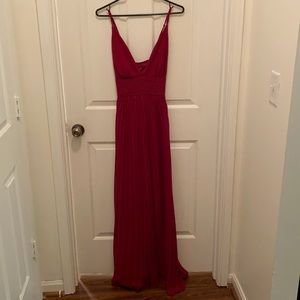 💃 Lulu’s red formal dress 💃